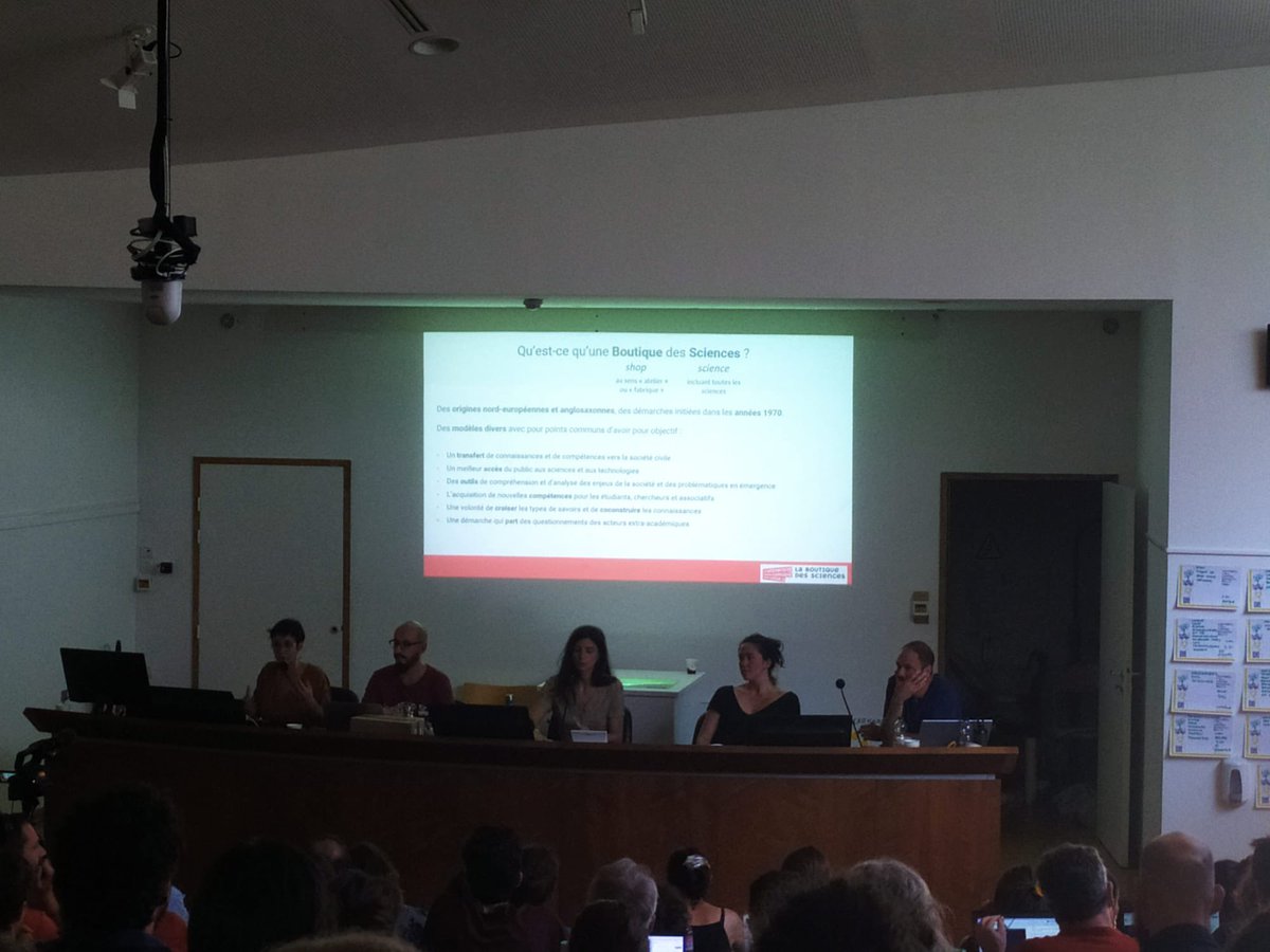 asso_sc's tweet photo. Intervention de @HeleneChauveau de la boutique des sciences de Lyon #boutiquedessciences #jeser https://t.co/UidYDhuASe