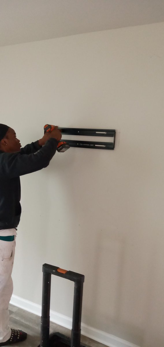 cuzzo_s's tweet photo. Home repair in Georgia https://t.co/nvkgTrTlkf