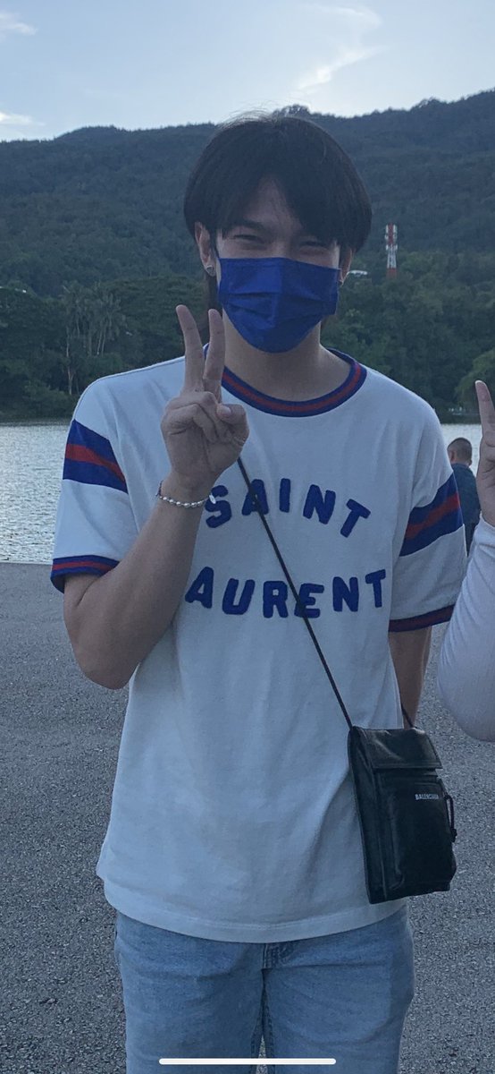 iblairyou's tweet photo. ทุกคนคะะะ เราเจอบะบิวค่ะะะ น่ารักมากกกกกกกกก 😭😭😭😭😭💙💙💙💙💙💙 ตายตาหลับแล้ว มือสั่นเสียงสั่นมากๆ รักบะบิวที่สุดดดด💙💙💙💙
#BuildJakapan 
#Beyourluve https://t.co/bsjpZOqfad