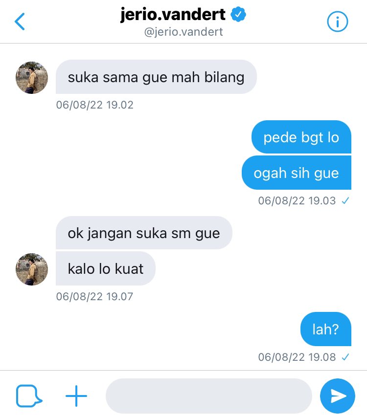 aylee tweet media