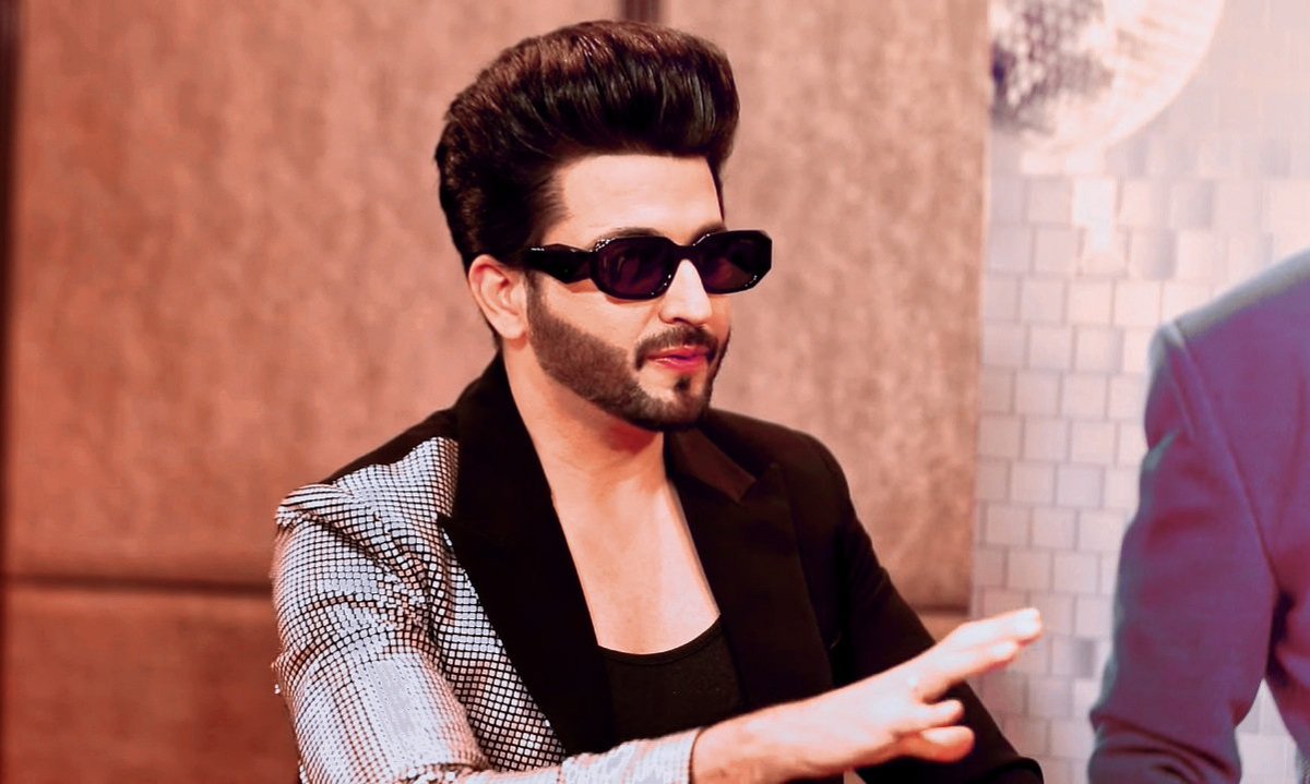 dheeraj_squad's tweet photo. DD You Looking So hot 🔥🥵
@DheerajDhoopar 
#DheerajInJhalak10 #Dheerajdhooper https://t.co/1bnzfdbPbm