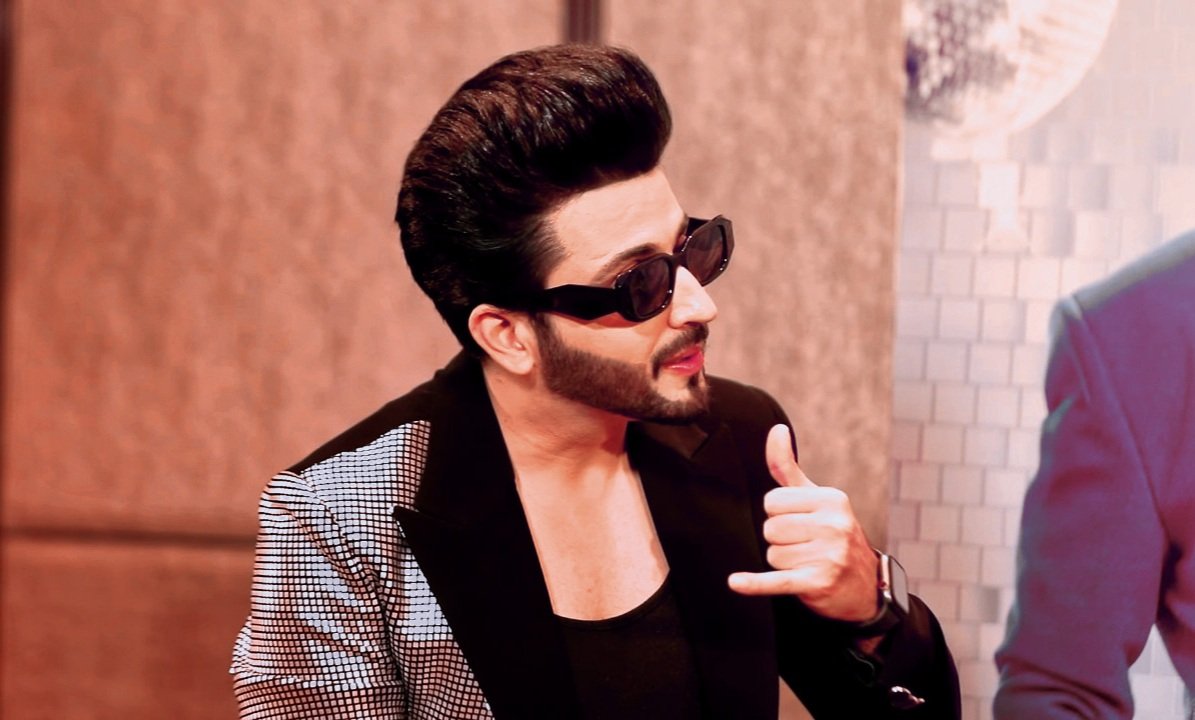 dheeraj_squad's tweet photo. DD You Looking So hot 🔥🥵
@DheerajDhoopar 
#DheerajInJhalak10 #Dheerajdhooper https://t.co/1bnzfdbPbm
