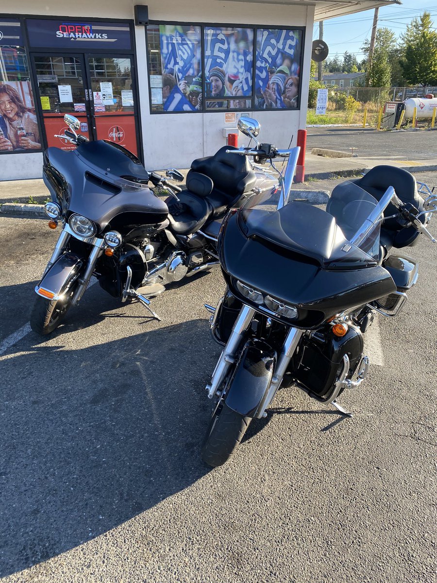 dsdiggy19's tweet photo. Road trippin in Vegas… https://t.co/nfNuarW6Lx