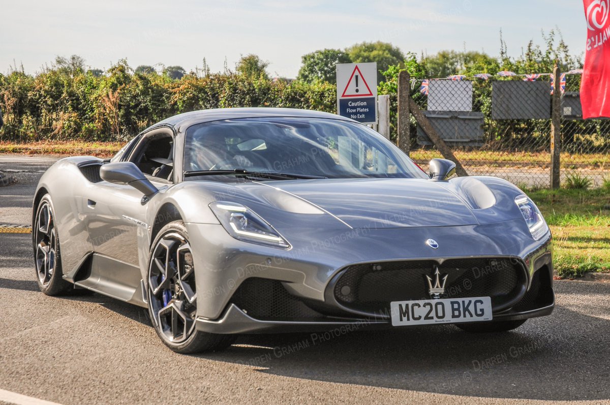 darrenfoto's tweet photo. #maseratimc #maserati #maseratigranturismo #mc #maseraticlub #maseratilife #maseraticars #MC20 #supercar #maseratilove #maseratilifestyle #cars #maseratifans #carsofinstagram #PetrolHeads Meet at #Runnymede #PleasureGardens https://t.co/bK6SIkGuBg