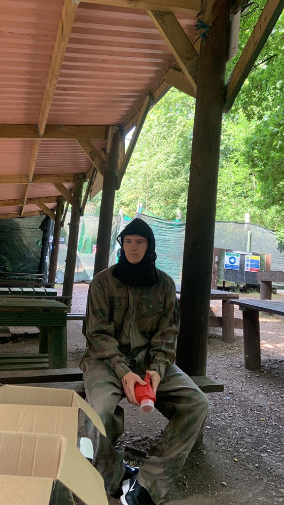 rust_maxx's tweet photo. Finally met my boy @SFlumpp @21_vivid you jealous ? Can’t wait to shoot him in bollocks https://t.co/ku9Poe2HuX