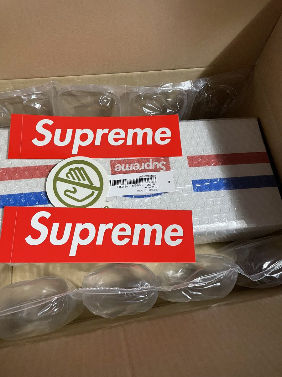 工具付きには見逃せないやつ！！
ノー金ピカでした！
クマちゃんとライトに期待🔦🐻
ありがとうございます！

<a href="/tenbaianiki/">転売アニキ【Reapsオーナー】</a> 
<a href="/SwiftPremeJP/">SwiftPremeJP 🇯🇵</a>