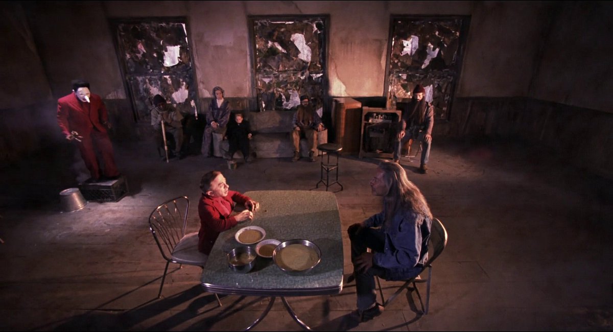 On August 28, 1992, "Twin Peaks: Fire Walk With Me" was released. In David Lynch's cult film, we delve into the mystery, secrets and horrors of the last days of Laura Palmer's life. The transmutation of life, love, death and dreams between two worlds. A timeless masterpiece.