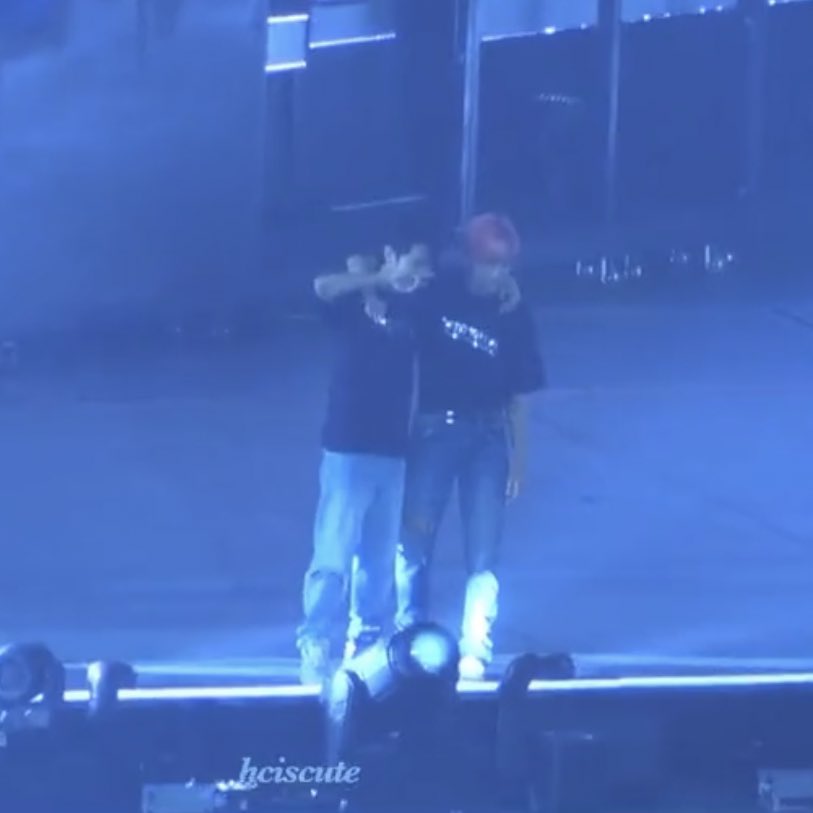 HRJVISUAL's tweet photo. besties renjun and haechan 💓🤧 https://t.co/2Mk80YLZgQ