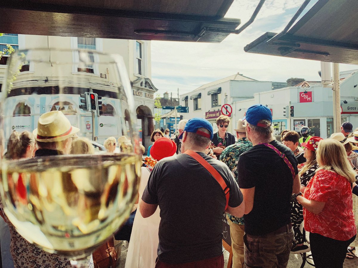Riesling &amp; Ukelele on our very own Costa Del Dublin