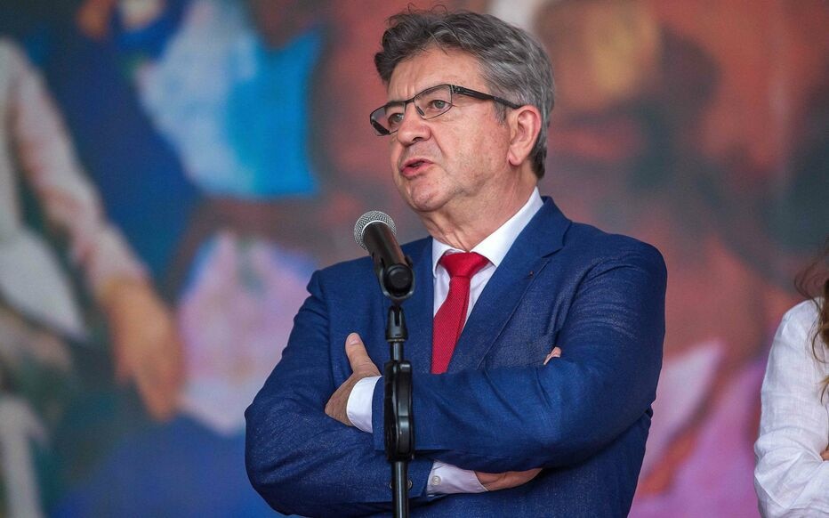 lion_papy's tweet photo. #Mélenchon le gros mytho continue de vomir son fiel contre Emmanuel Macron parce qu'il est aigri par tous ses échecs électoraux ...
parti de rien il n'est arrivé à rien ☺ https://t.co/aGLjBquPgJ