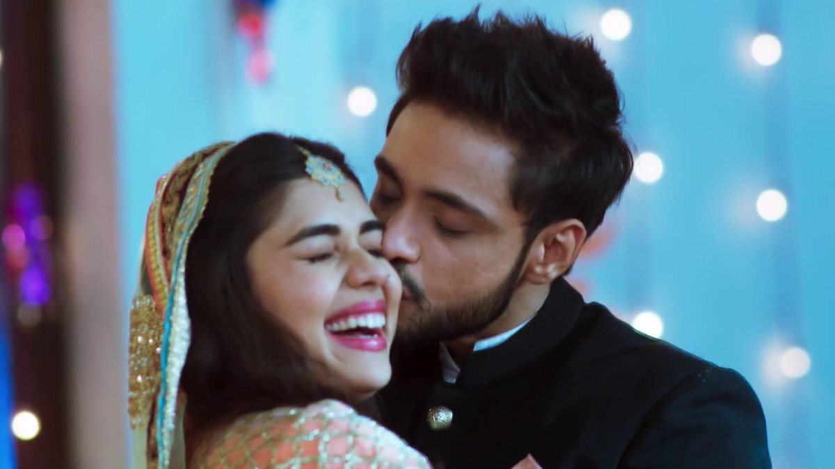 IndahPe12626846's tweet photo. 😭💕💕😍😍😍 #Adisha #WeWantAdishaInAMV @ZeeMusicCompany @adnan_abkhan https://t.co/sBcZmjwYx7