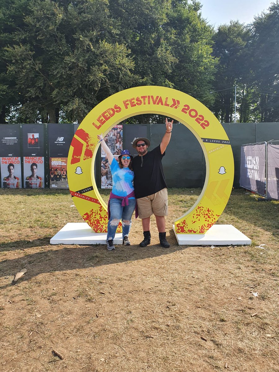 BamBamTorres_'s tweet photo. #NoMusicOnADeadPlanet 
Leeds en Español 
#DejenEntrarAMiAmigoLuis @OfficialRandL https://t.co/qIdm84TCME