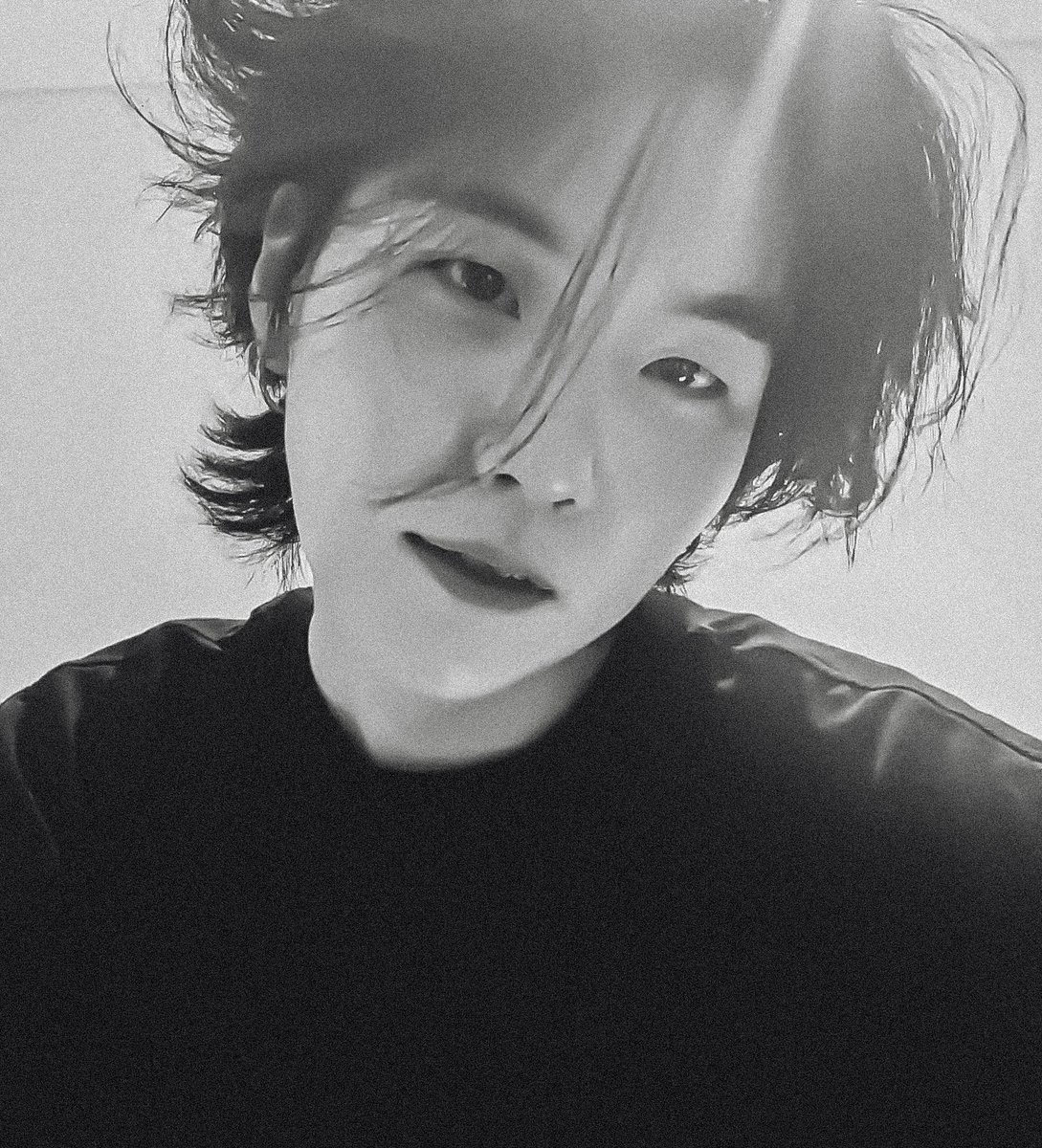 YMKFIILMS's tweet photo. IN LOVE WITH HIM ♥︎ https://t.co/tYIMhTuGsY