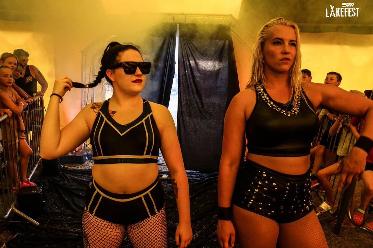 lucia lee 💫 tweet media