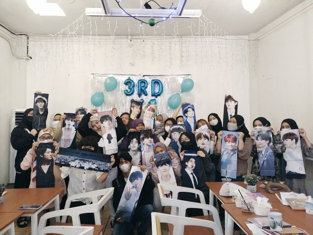 oneitbogor's tweet photo. [ ᴘʜᴏᴛᴏ ꜱᴇꜱɪᴏɴ ] https://t.co/rdHd6KjbQM