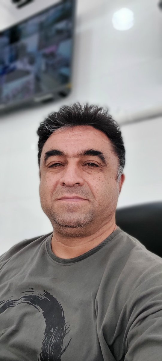 جوانی هم بهاری بود و بگذشت