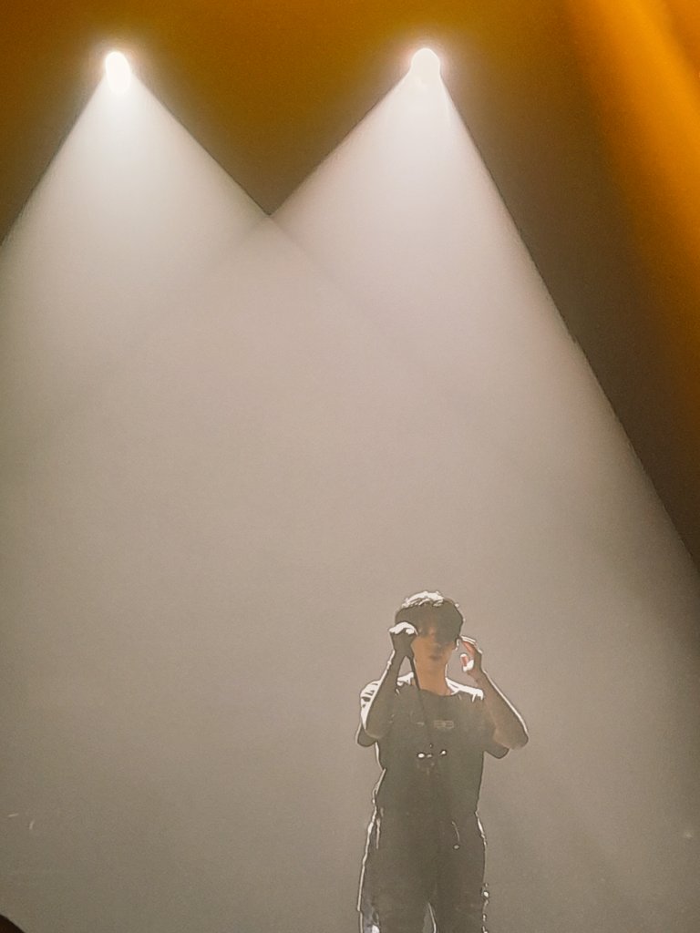leechangsubssi's tweet photo. thank you for the music! ๐คฉ
@gaho88882970 #GahoAndKAVE_ChothaFest https://t.co/eLCdMAdRZW