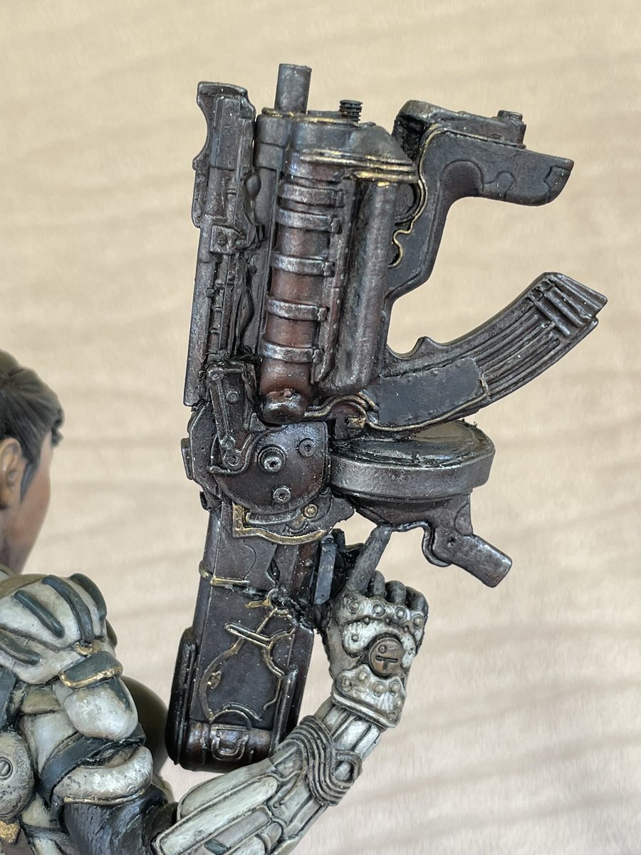 MassimoVallery's tweet photo. Iria the bounty hunter from “Zeiram “, a tokusatsu by Keita Amemiya, sculpted by Takayuki Takeya #kamehousestudio #takayukitakeya #keitaamemiya #massimovallery #iria #zeiram #tokusatsu #vinylkit #vallejocolor #liquitexcolor https://t.co/WLflmZgvD3