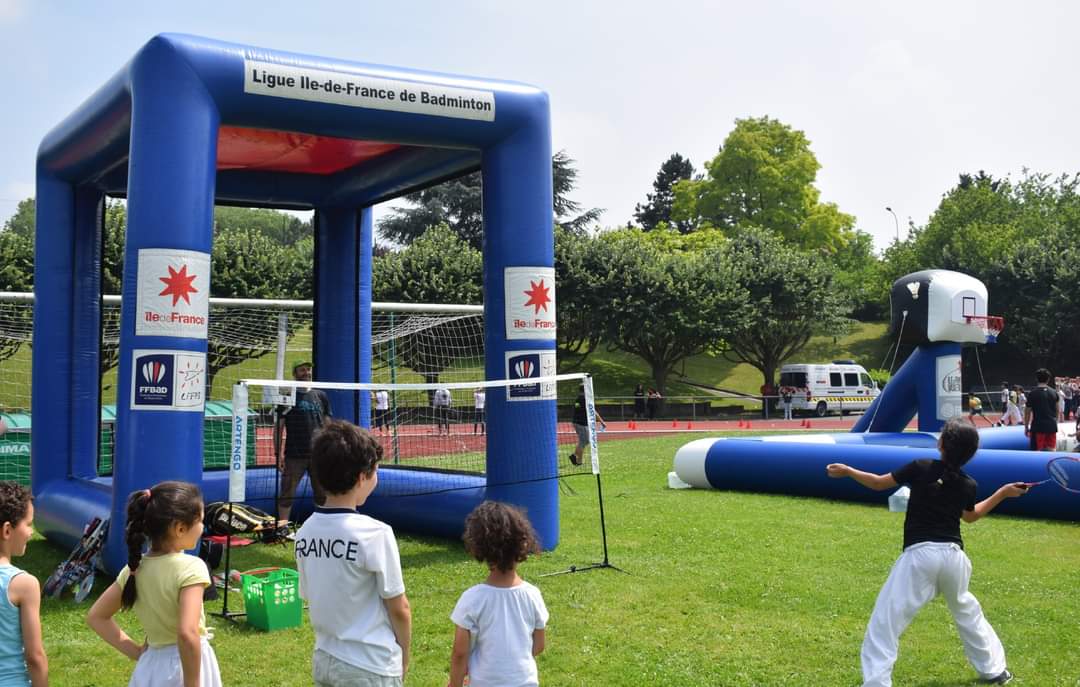ErmontBC's tweet photo. Une étape BADTOUR est organisée dans le 95 par l'@ErmontBC le samedi 04 septembre 2022 à l'occasion du forum de de la ville d'Ermont.
Horaires : 9h00 à 17h30
Adresse : Complexe sportif Rebuffat, allée Jean de Florette 95120 Ermont.
Venez nombreux ! 🙂
Mairie d'Ermont - #LIFB https://t.co/fu9l9STigV