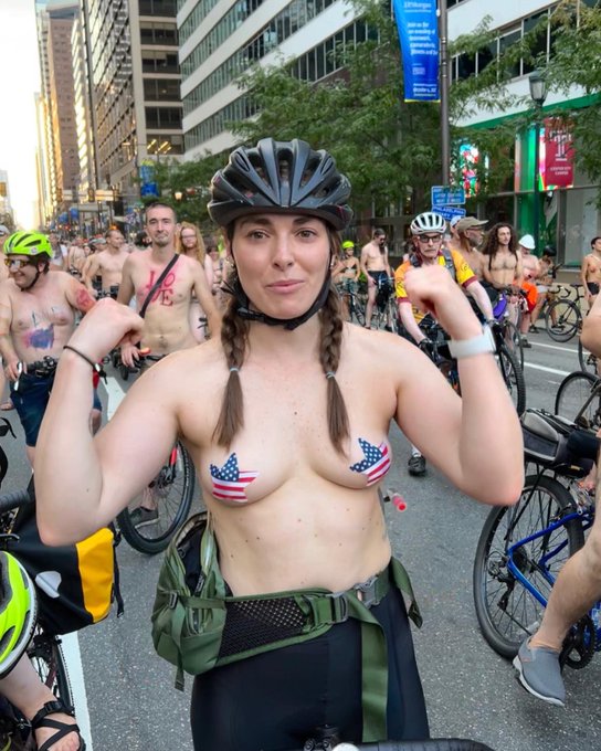 &ldquo;You can&rsquo;t see any 🍆 behind me right?&rdquo;  Philly Naked Bike Ride 2022 - a ride dedicated to loving the<a href="/tag/caturday"class="tags"><span>#caturday</span></a>