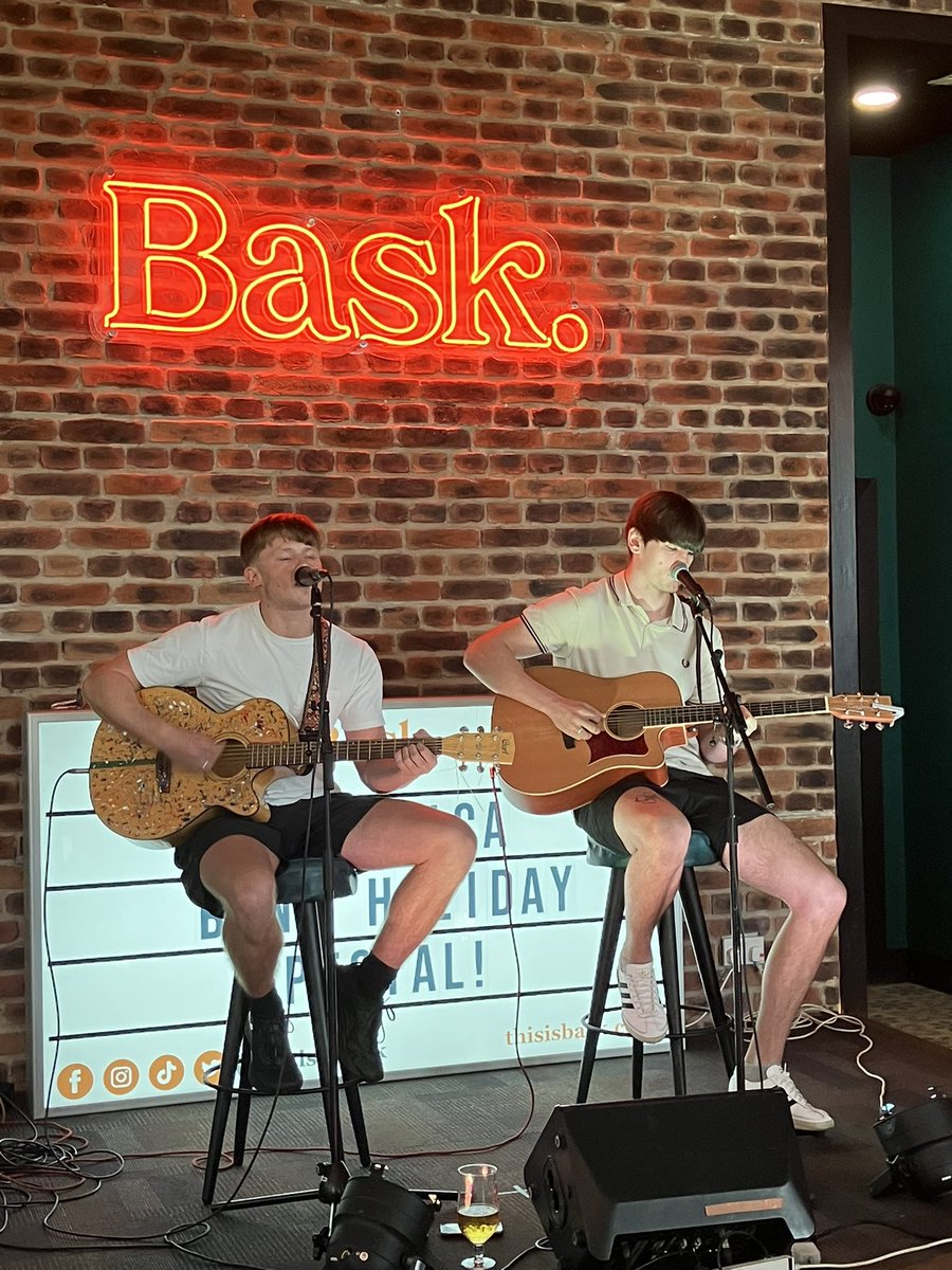 SevenMilesOut's tweet photo. Listening to the fab @republicmcr_ playing at Acoustica at @thisisbask sounding sublime. Get yourselves a ticket for their Syndikat show with @Derailer_Band &amp; @TheMaddocksBand in October. These guys have the tunes! #vivastockport https://t.co/BBqqox9HKc