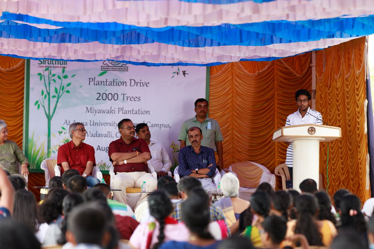 SagarGreen's tweet photo. A Miyawaki Tree Plantation Drive (2200 saplings) was organised by @Tweetsiruthuli Team. I am very Thankful to @Tweetsiruthuli to gave an opportunity to share about my Team "Green Warriors" in the Grand Event. #siruthuli #bosch #Annauniversity #bgswcsr  #greenwarriors #aurcc https://t.co/s3R0PSyrle