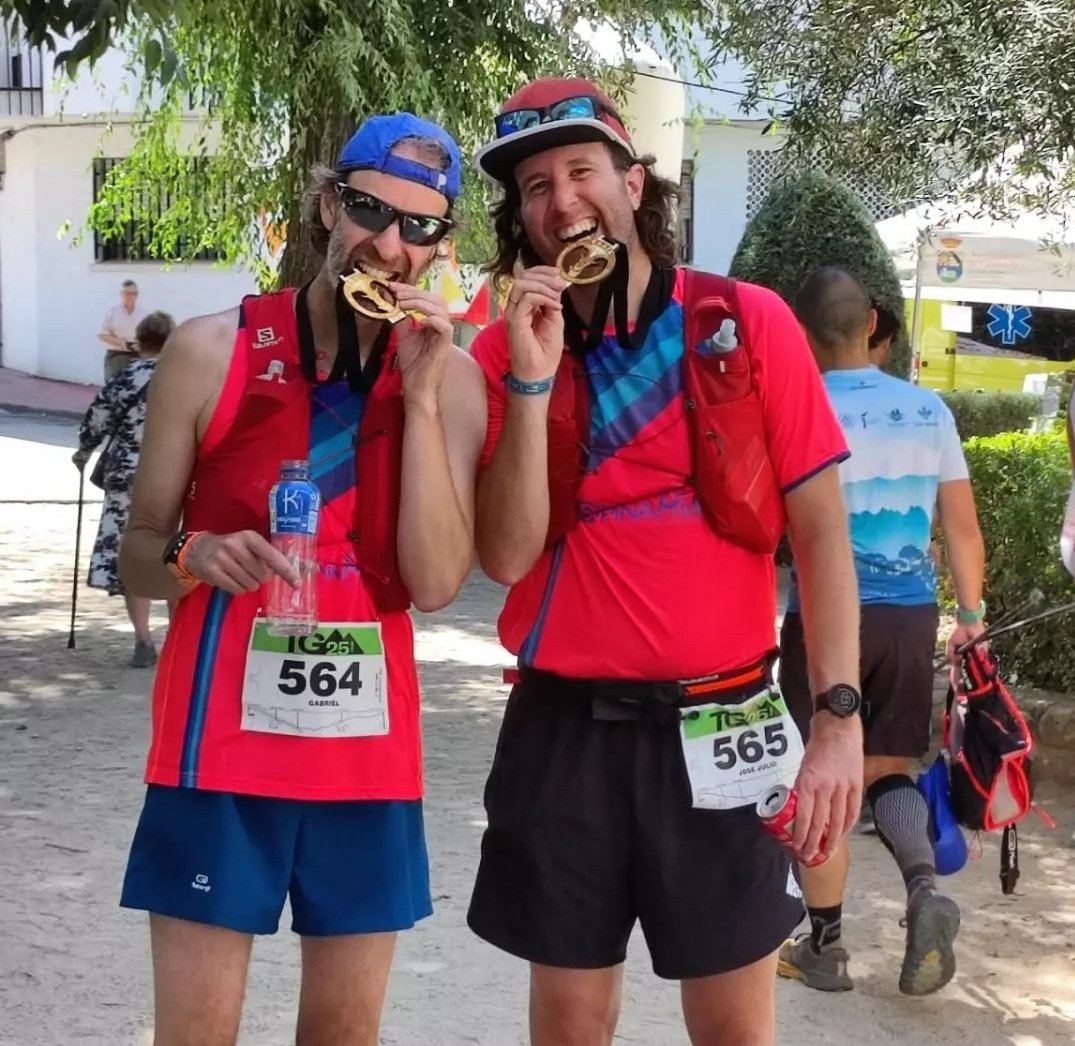 ¡Estamos como cabras 🐐!
Trail Guerrero de Gredos 2022, dura y preciosa a partes iguales 🥰🏞
¡Grande OpinaRun!
<a href="/GuerreroGredos/">Trail El Guerrero - Gredos</a> <a href="/jjmacca8/">Macca8</a> <a href="/opinaRed/">Gabriel Ese Ce</a>