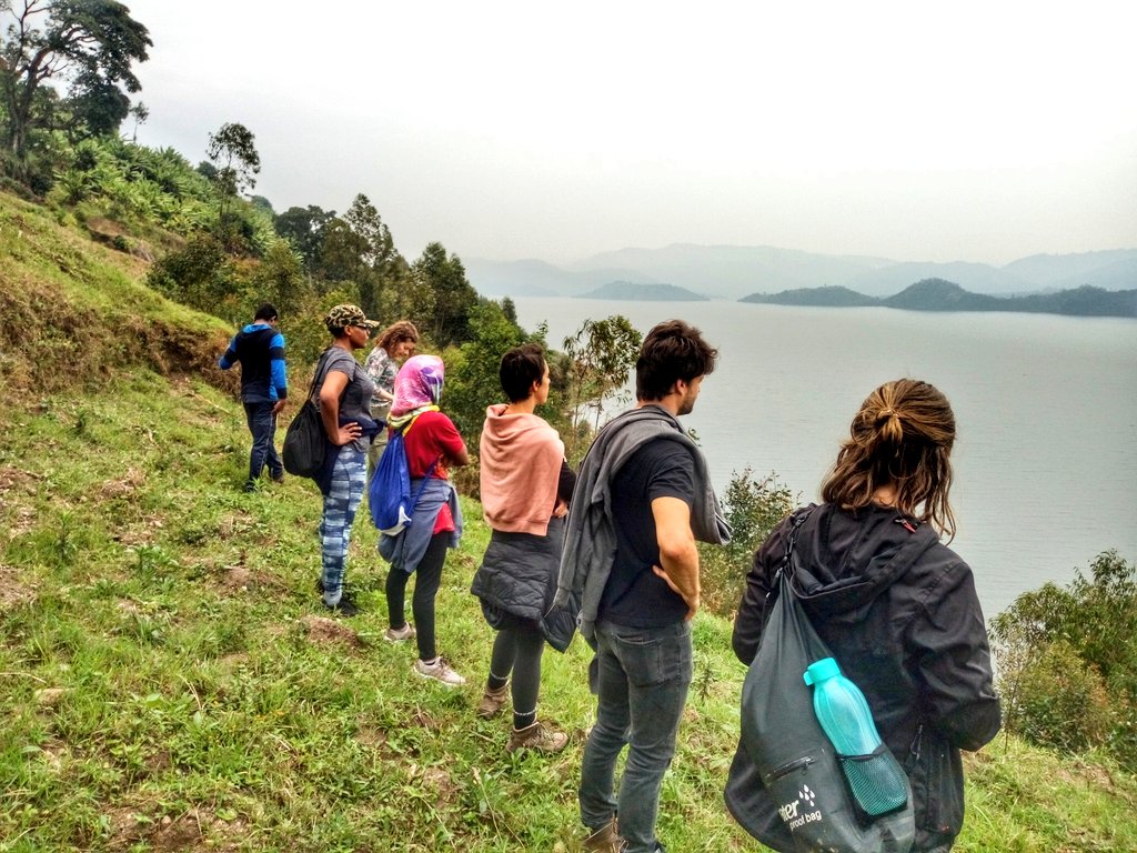 TourismloversRw's tweet photo. Scenic hiking on Batutsi island on Lake Burera @FramaAdventures https://t.co/Cu75MqOwNA