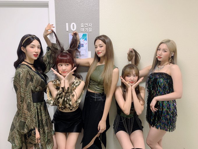 lightup35's tweet photo. thank you for your positive energy throughout the years❤️
#LABOUM #라붐 #JourneyWithLABOUM
#8YearsWithLABOUM
@officialLABOUM https://t.co/Kaq4NInvrm
