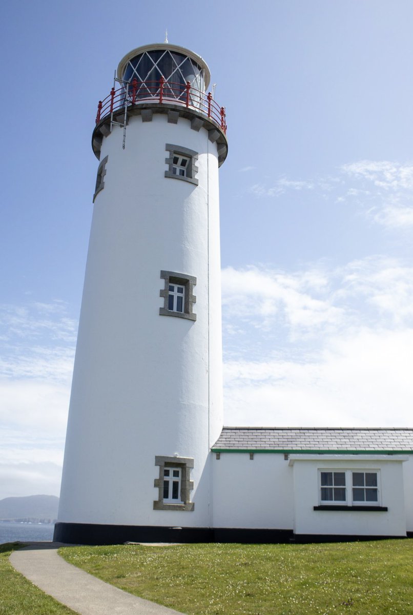 Darrinacorr's tweet photo. Fanad head lighthouse stunning place to visit 
#fanadheadlighthouse #fanadlighthouse #donegal #donegalireland #ireland #discoverireland #irelandtourism https://t.co/VV0oEcbecM