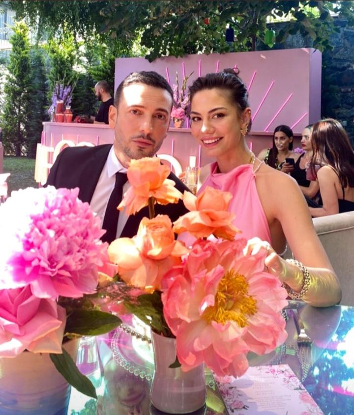 aynur_ariff's tweet photo. 28.08.2022 #DemetOğuzhanWedding ❤
#OKFC #okteam https://t.co/EHWC5G9USp
