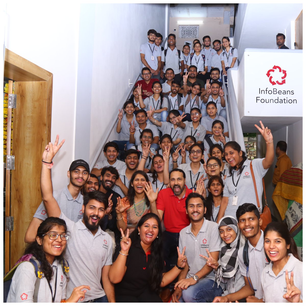 infobeans's tweet photo. Glimpses of @IBS_foundation's third and largest training centre inauguration ceremony at Jawahar Marg, in the heart of city #Indore.
#InfoBeansFoundation aims to empower underprivileged youth to build a strong career through free computer education & soft skills development. https://t.co/5dHCJqAUUg