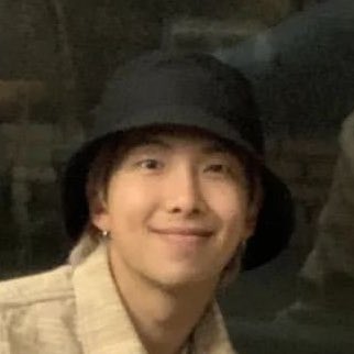 bangtinyboyys's tweet photo. HE IS BLONDE GET UP https://t.co/GNMsMGdOFK