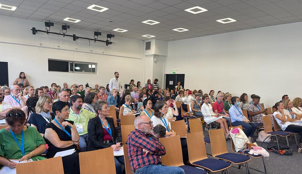 rhapsodif's tweet photo. Retour sur la journée francophone du Congrès national SOSS en ouverture du congrès de l'iADH au Palais des Congrès d'Issy les Moulineaux. https://t.co/N1967OtddY
