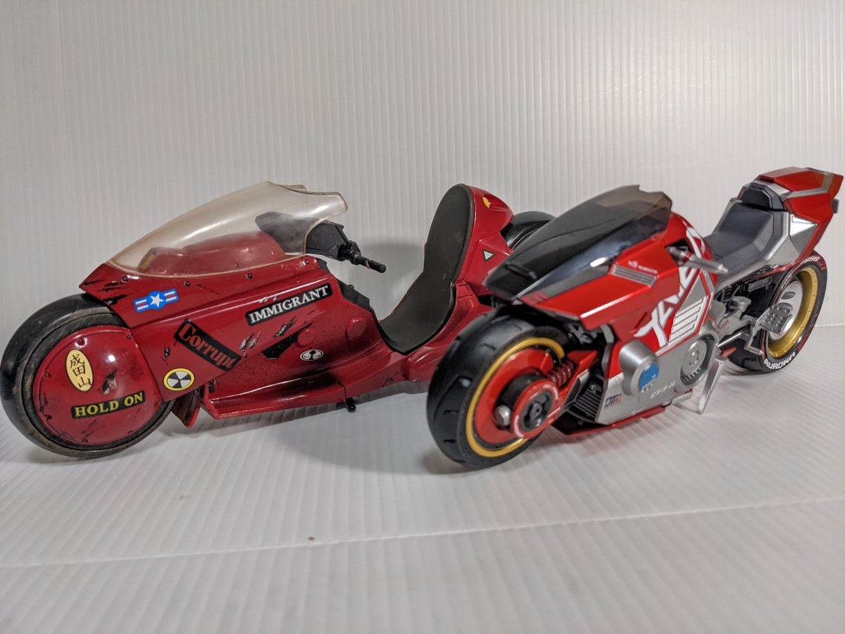 _noraneko's tweet photo. YAIBA KUSANAGIゲームそのままのかっこよさ!
オマージュ元のアキラバイクといい感じに差別化されてて良き!
ステッカーチューンすべきか悩むところ。
#サイバーパンク2077 #cyberpunk2077 #figma #exride https://t.co/JtU9jau81u