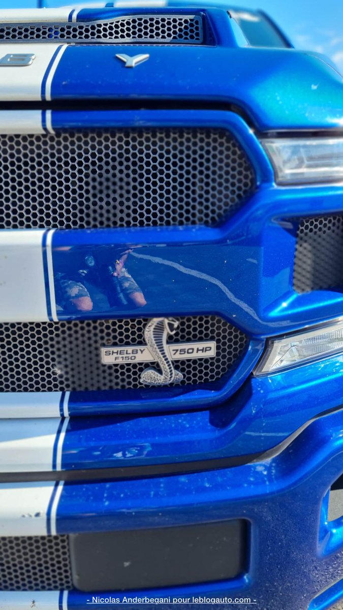 leblogauto's tweet photo. @NHoonited @lotuscars Tiens pour #blueber....un gros Shelby F150. Il a bien bouffé le serpent ! Il est obèse.

#10000Tours du #Castellet. https://t.co/cSj0R3ali0