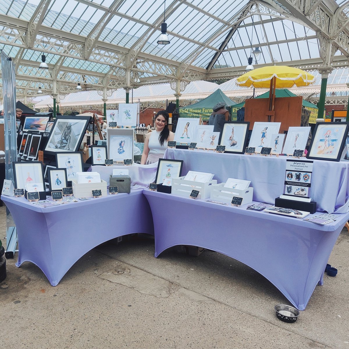 jbarrettart's tweet photo. TYNEMOUTH MARKET OH HAI! 💖

Platform 2 again (the big one).

Here until 3pm.

Come say hi! 😎👊

#tynemouthmarket #tynemouth #artist #artprints #supportsmallbusiness https://t.co/QDTopONeP6