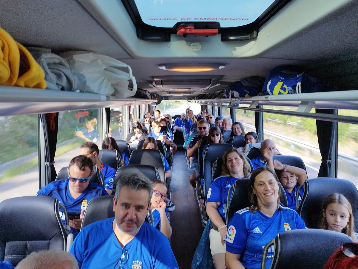 JMiguelMenendez's tweet photo. Con la @OviedistaPena camino de Santander VAMOS OVIEDO!!! @RealOviedo https://t.co/E0n4AUTJPc
