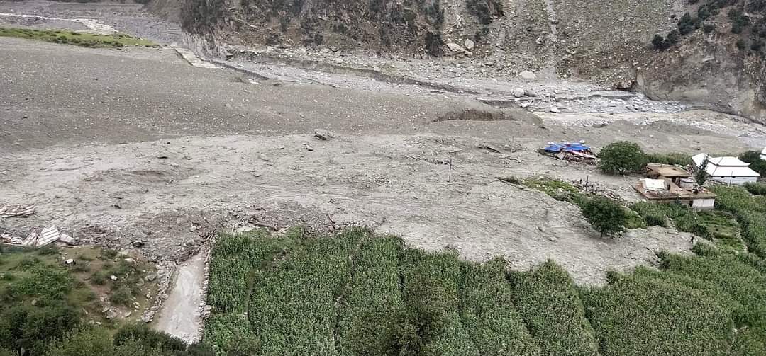 dr_muhayuddin's tweet photo. Birti kandia #kohistan upper https://t.co/xzyNvmnr9Q