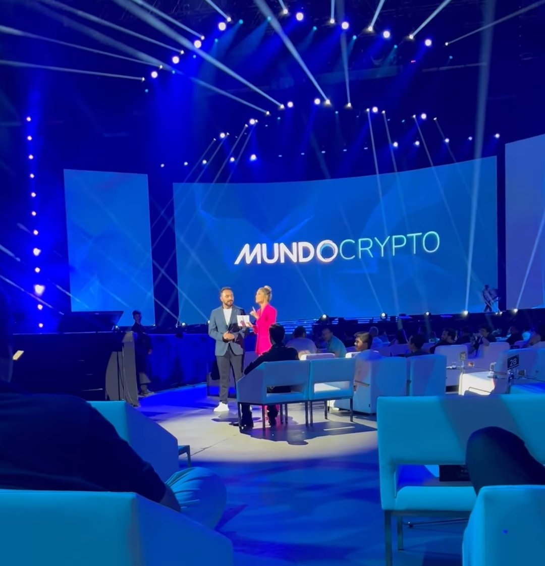 weare_crypto's tweet photo. Gracias #mundocrypto ayer asistimos al evento mas grande en el mundo #Crypto 👽 realizado en #Madrid 🇪🇸 https://t.co/QUk22967lJ