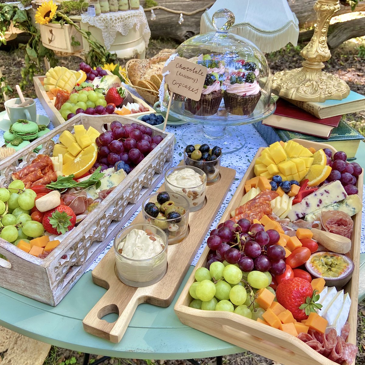 Bella and Dawn at Dear Mummy tweet media