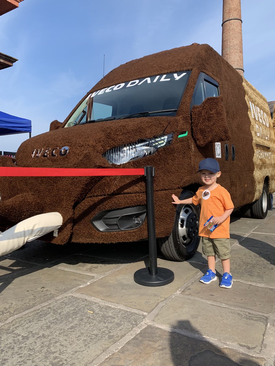 MrsDanforth1's tweet image. We found the #chammoth at Liverpool Docka