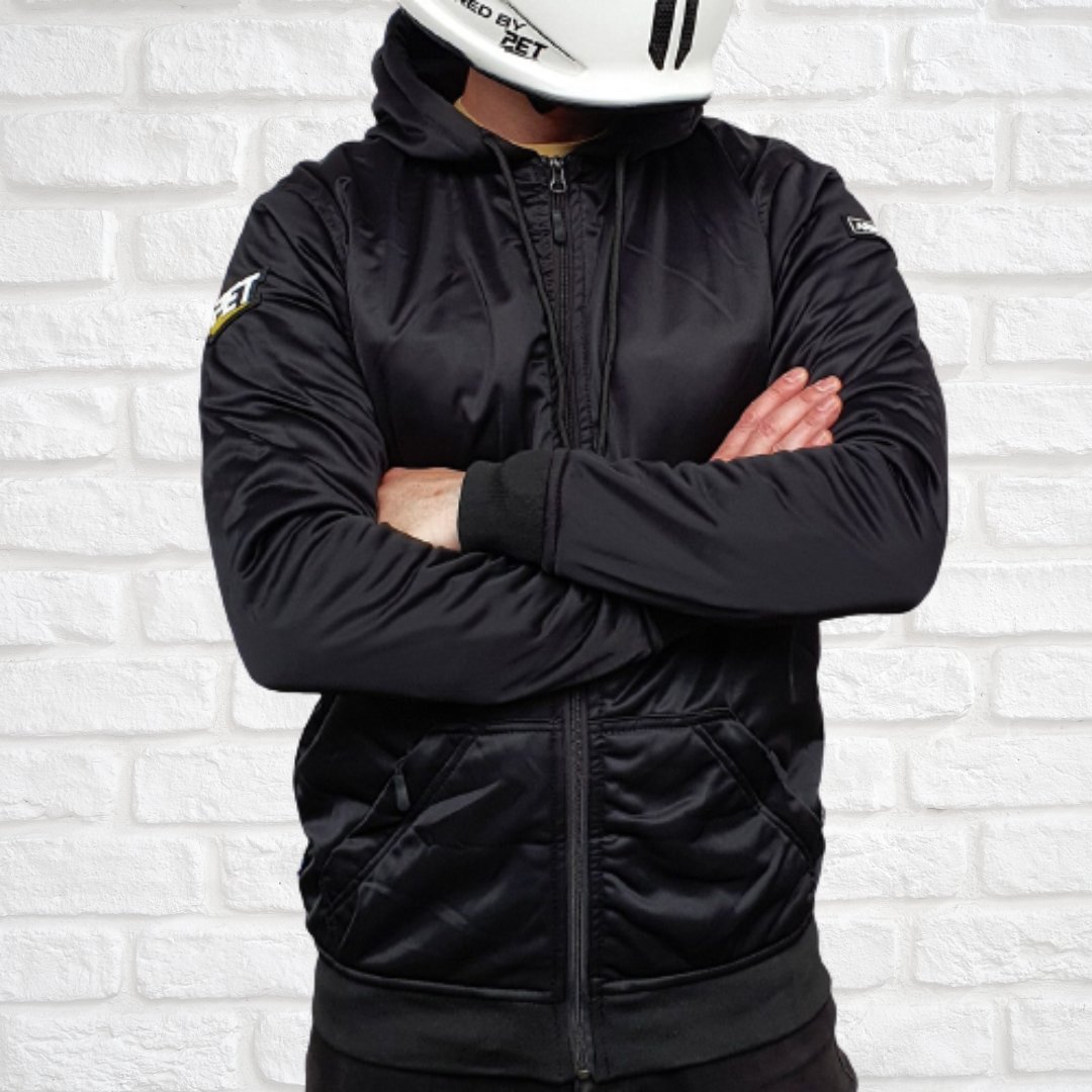 Stay comfy and safe on your rides with the Performance Hoodie - extreme breathability for hot weather 

Shop Now @ PET 
bit.ly/PETLazyRolling

@personalelectrictransport 
@lazyrolling
#petxlazyrolling #lazyrolling #euclife
#esk8 #eucuk #esk8uk #thefloatlife