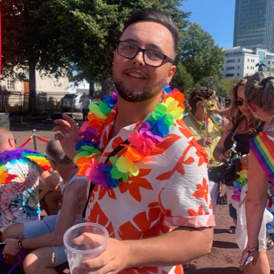 Remember you are who you are &amp; no one can change that, be proud &amp; live your life the way you want…😍❤️🏳️‍🌈 #outandproud #gay #gayuk #happy #beyourself #gaypride #pridecymru2022 #NewProfilePic