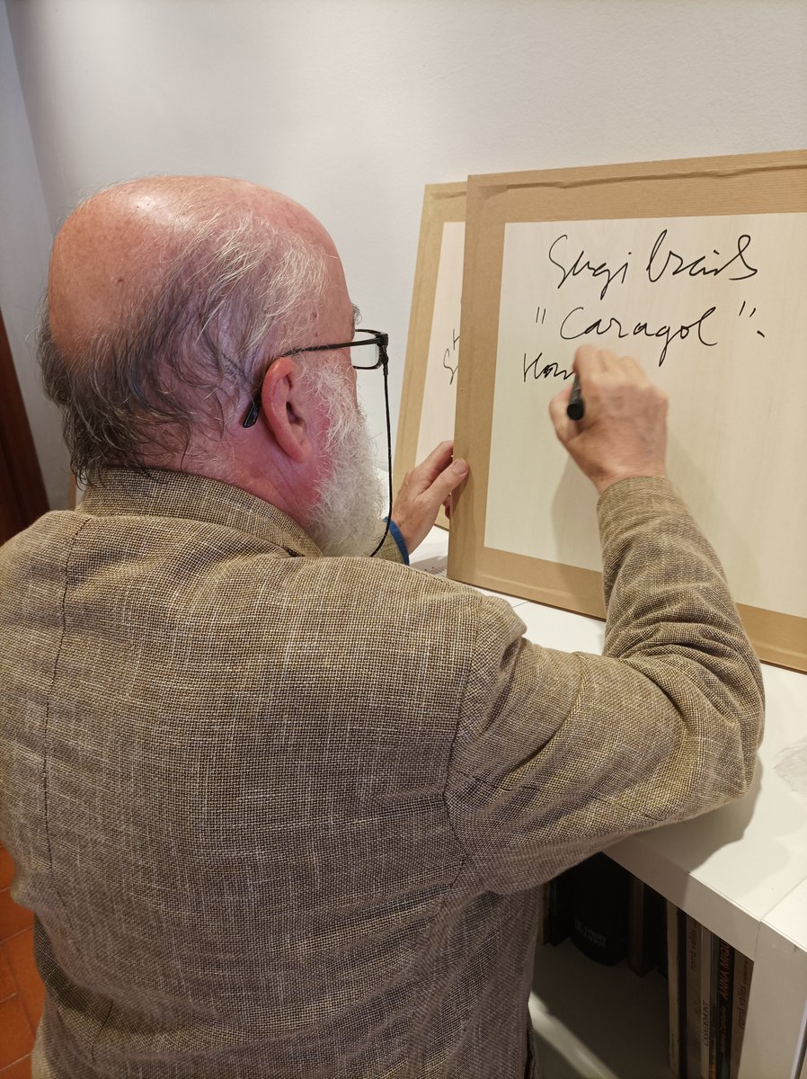 Canals_Galeria's tweet photo. Finalitzades les vacances, les galeries amb força inaugurem la temporada. Al nostre espai poden seguir veien l'obra de Sergi Barnils dedicada a Gabriel Ferrater.
 #catalunya #artistes #europe  #galeries #AgendaArt #compraart #cultura #actualidad #laculturaacasa #culturasct  #GACC https://t.co/qovTaxPOjH
