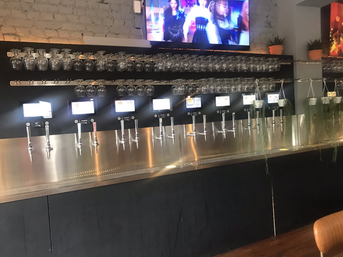 PubsSaving's tweet photo. Crown & Anchor, New Kent Road, Elephant & Castle has reopened as โpour your own pintโ bar! You need to put credit on token you buy at bar. Only two thirds measure glasses (no pint glasses) which overflow. I didnโt even try to pour a Guinness. ๐คฃ #koreanfood #newbars #localbeers https://t.co/kEgLUY2hFo