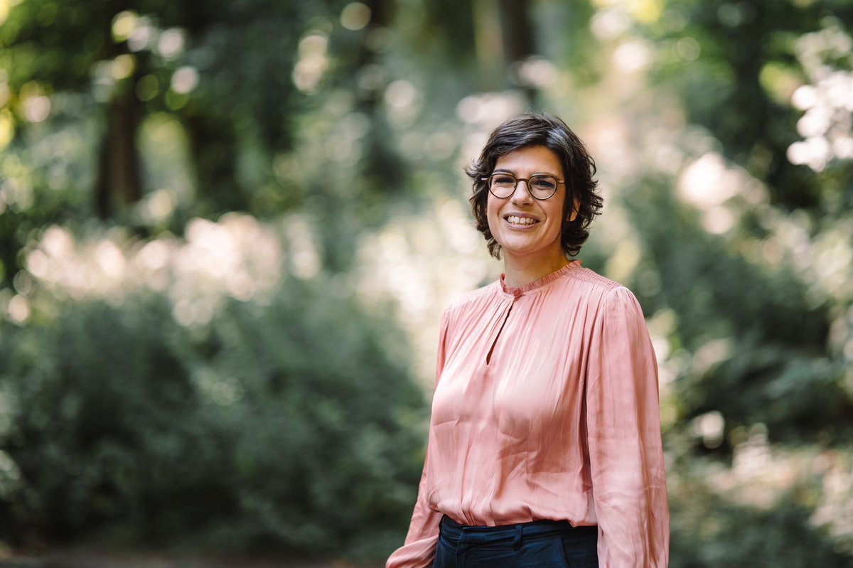 Hoe moet het nu verder met de dure energiefactuur ? Minister van Energie Tinne Van der Straeten, straks om 13u Studiogast bij Cathérine op VTM Nieuws. ⁦<a href="/VTMNIEUWS/">VTM NIEUWS</a>⁩ ⁦<a href="/groen/">Groen</a>⁩