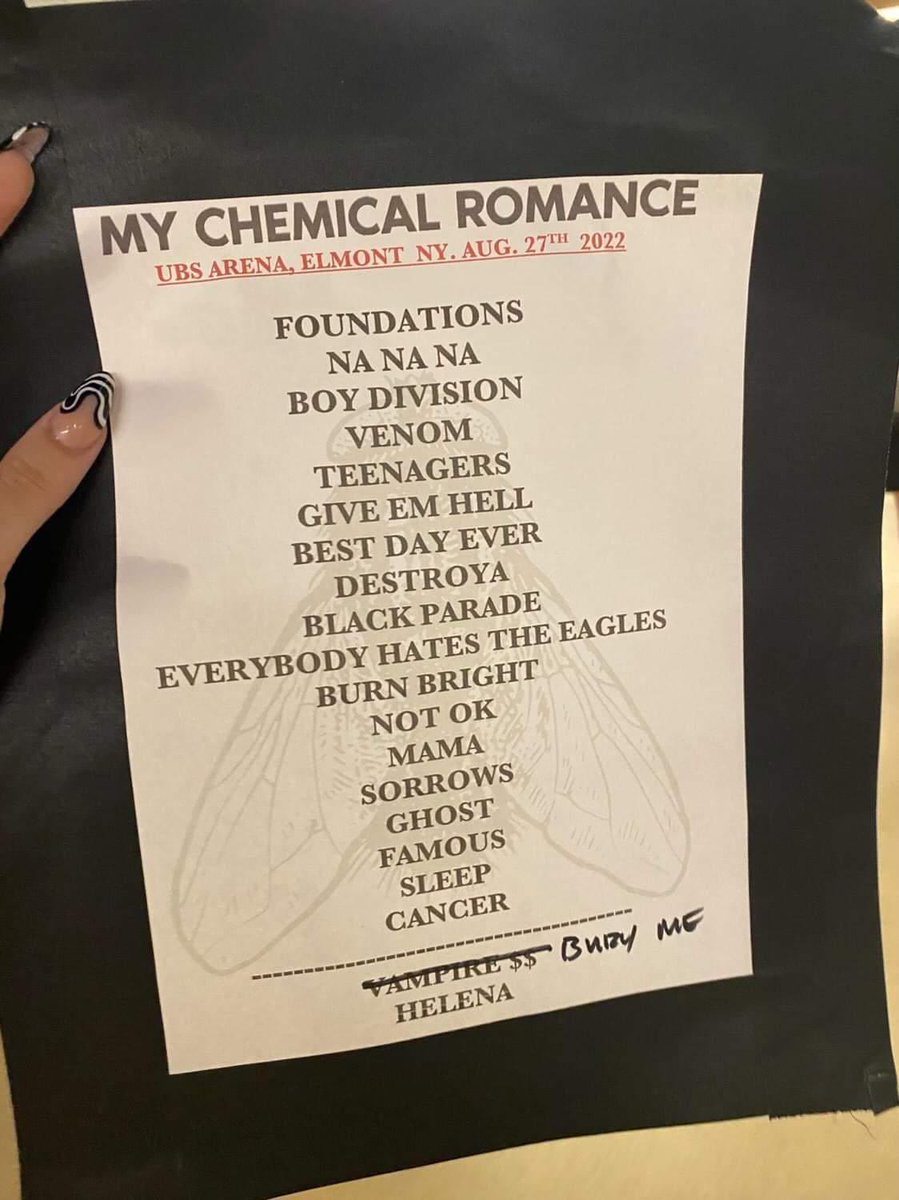 MCRupdates1's tweet photo. Last night’s setlist 

Via IG @/urgirlgus https://t.co/fn96r6Ni3E