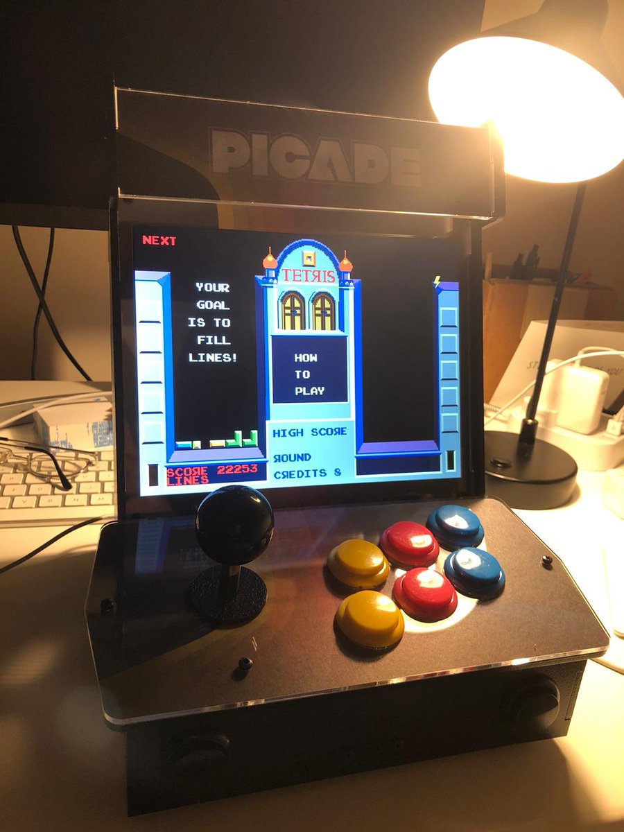 aittalam's tweet photo. Long-weekend project: #picade DONE 🤩
All my gratitude to @jankmammal for the *amazing* assembling tutorial (and to @pimoroni for the awesome product!). Now on to installing #pico8!
#raspberrypi #retrogaming https://t.co/KSrohKdLtQ