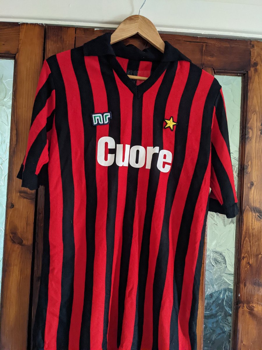 JSOH13597's tweet photo. 7 spots left on the Baresi 1984 AC Milan Ennere official reissue.

3 for £18

Last spot we are going to giveaway.

First person to guess the FIFA game under the raffle card wins the spot.

Let's get this drawn https://t.co/0Ixqpf7EoK